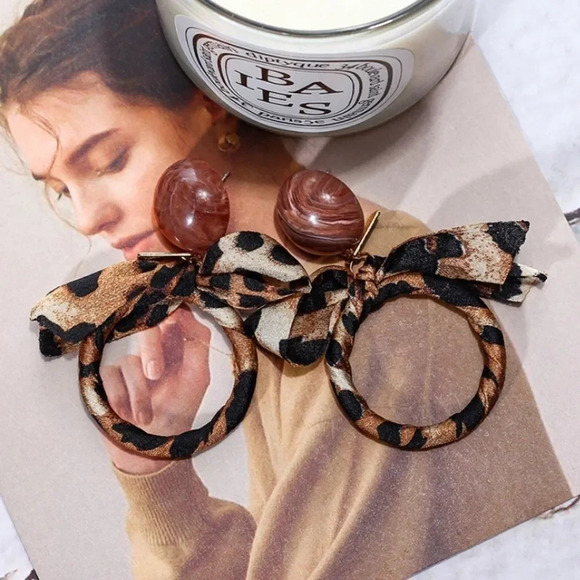NEW! Dainty Leopard Ribbon Hoop Earrings - Picture 6 of 7